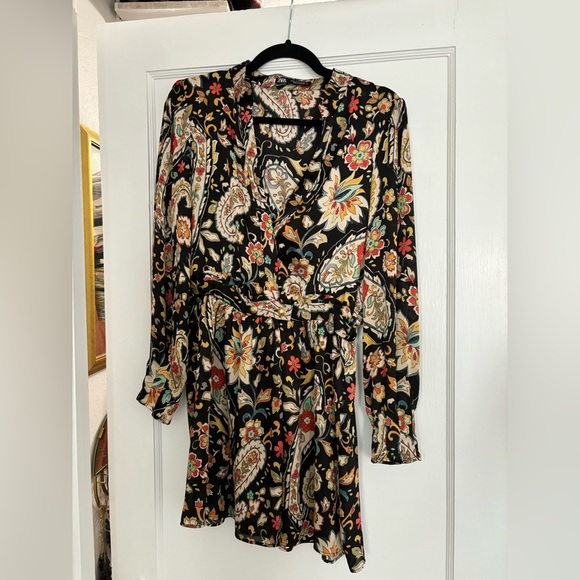 Zara Size M Dress - Picture 3 of 8